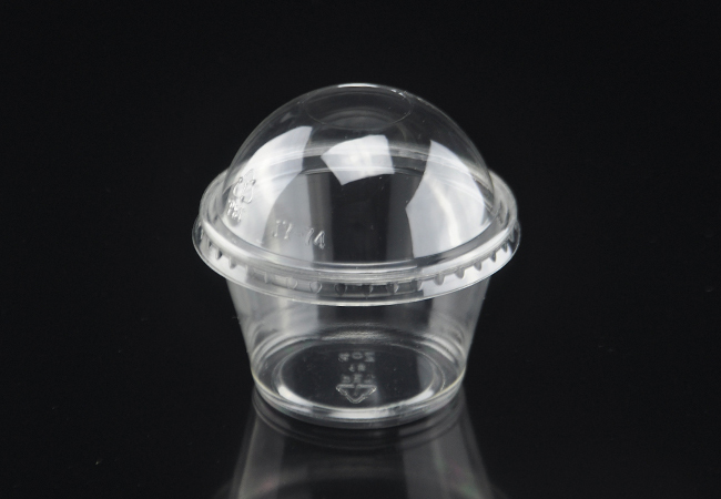 small disposable cups with lids