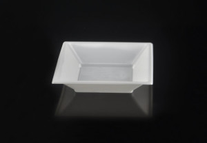 7"/18cm Square Disposable Plastic Bowl