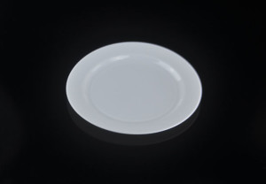 6" round white hard plastic dessert plate