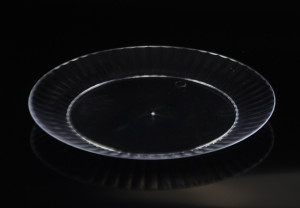 7.5" clear hard plastic salad plate